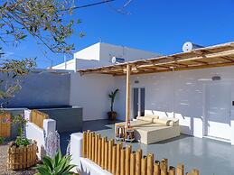 Athiri Luxury Suites Perivolos