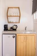 Athiri Luxury Suites Perivolos