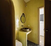 Athiri Luxury Suites Perivolos