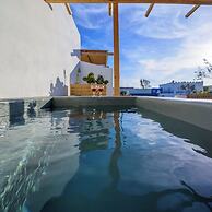 Athiri Luxury Suites Perivolos