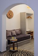 Athiri Luxury Suites Perivolos