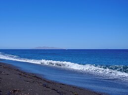 Athiri Luxury Suites Perivolos