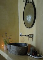 Athiri Luxury Suites Perivolos