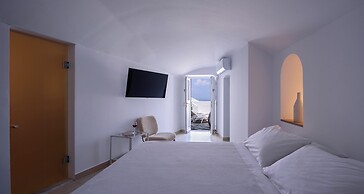 Elia Family Suites