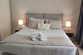 Mangroovy Magic PoolView 1BR in Beachfront Complex