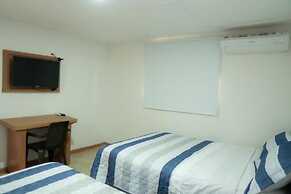 The American Corner Hostel & Gastro Bar