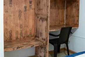 The American Corner Hostel & Gastro Bar