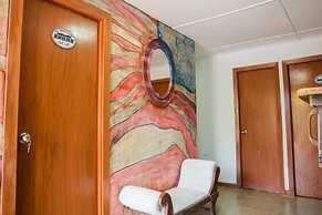 The American Corner Hostel & Gastro Bar