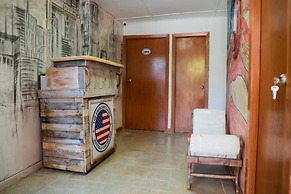 The American Corner Hostel & Gastro Bar