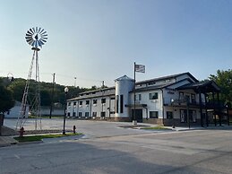 Hamburg Inn & Suites