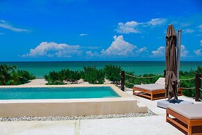 Therasia Luxury Beachfront Retreat
