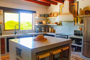 Therasia Luxury Beachfront Retreat