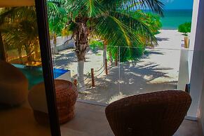 Therasia Luxury Beachfront Retreat