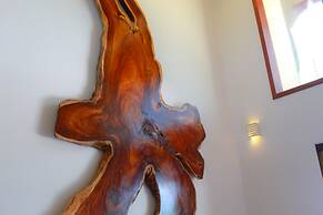 Therasia Luxury Beachfront Retreat