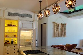 Therasia Luxury Beachfront Retreat