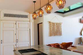 Therasia Luxury Beachfront Retreat