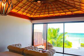 Therasia Luxury Beachfront Retreat