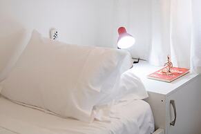 3 Bedrooms - Modern - Close to the Mall