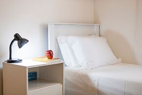 3 Bedrooms - Modern - Close to the Mall