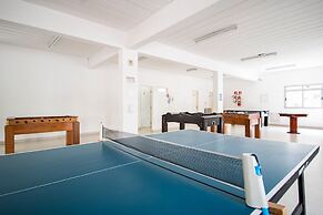 3 Bedrooms - Modern - Close to the Mall