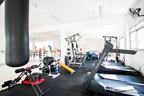 3 Bedrooms - Modern - Close to the Mall