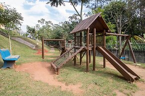 3 Bedrooms - Modern - Close to the Mall