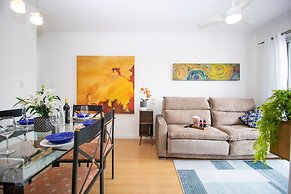 3 Bedrooms - Modern - Close to the Mall