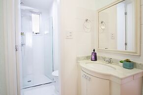 3 Bedrooms - Modern - Close to the Mall