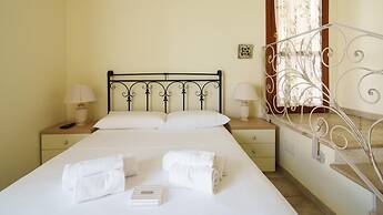 La Porta Sul Mare in Golfo Aranci