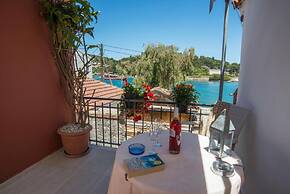 Dora I Studio - Cozy With bay View