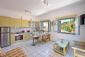 Dora I Studio - Cozy With bay View