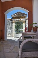 Dora II Studio - Simple Sweet Getaway