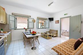 Dora II Studio - Simple Sweet Getaway