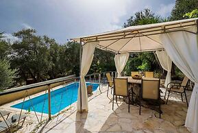 Chryssa Villa - Sun - Splashed Romantic