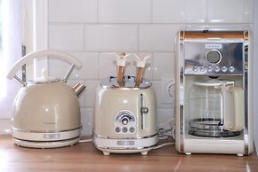 Gaios Hill Studio in Gaios