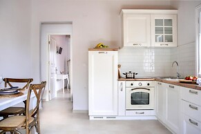 Gaios Hill Studio in Gaios