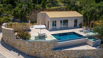 Terra Villa in Apergatika