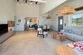 Above Blu Villa in Gaios