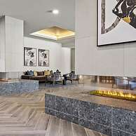 Prime West Downtown Studio w Washer Dryer