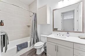 Prime West Downtown Studio w Washer Dryer