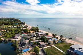 Beach Front Villa with 3 Bedrooms - CA3