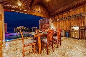 Beach Front Villa with 3 Bedrooms - CA3