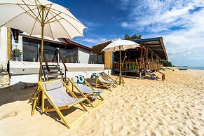 Beach Front Villa with 3 Bedrooms - CA3