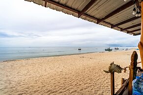 Beach Front Villa with 3 Bedrooms - CA3