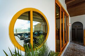 Beach Front Villa with 3 Bedrooms - CA3