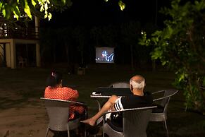 Corbett Machaan Resort