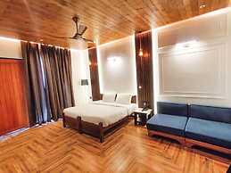 Corbett Machaan Resort