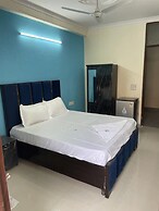 Roomshala 123 Happy Homes Saket