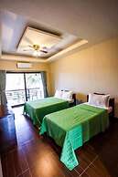 Minshuku KCS Hotel and Restaurant