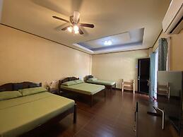 Minshuku KCS Hotel and Restaurant